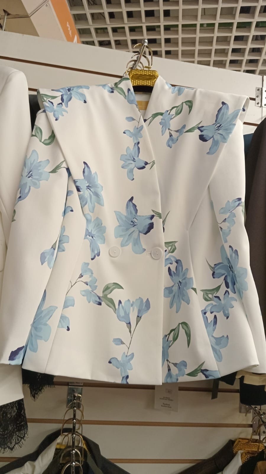 пиджак с цветочным принтом,жакет с цветочным принтом,жакет,пиджак с принтом,жакет женский летний