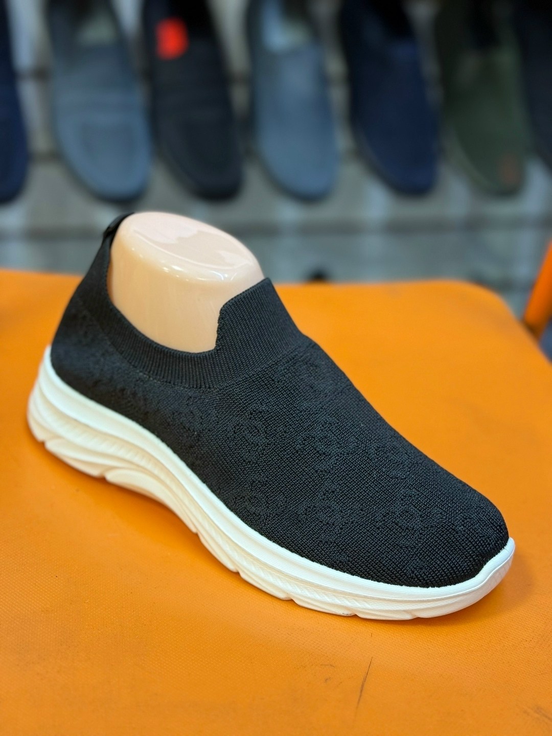 ,слипоны женские,спортивная ,слипоны ,женская