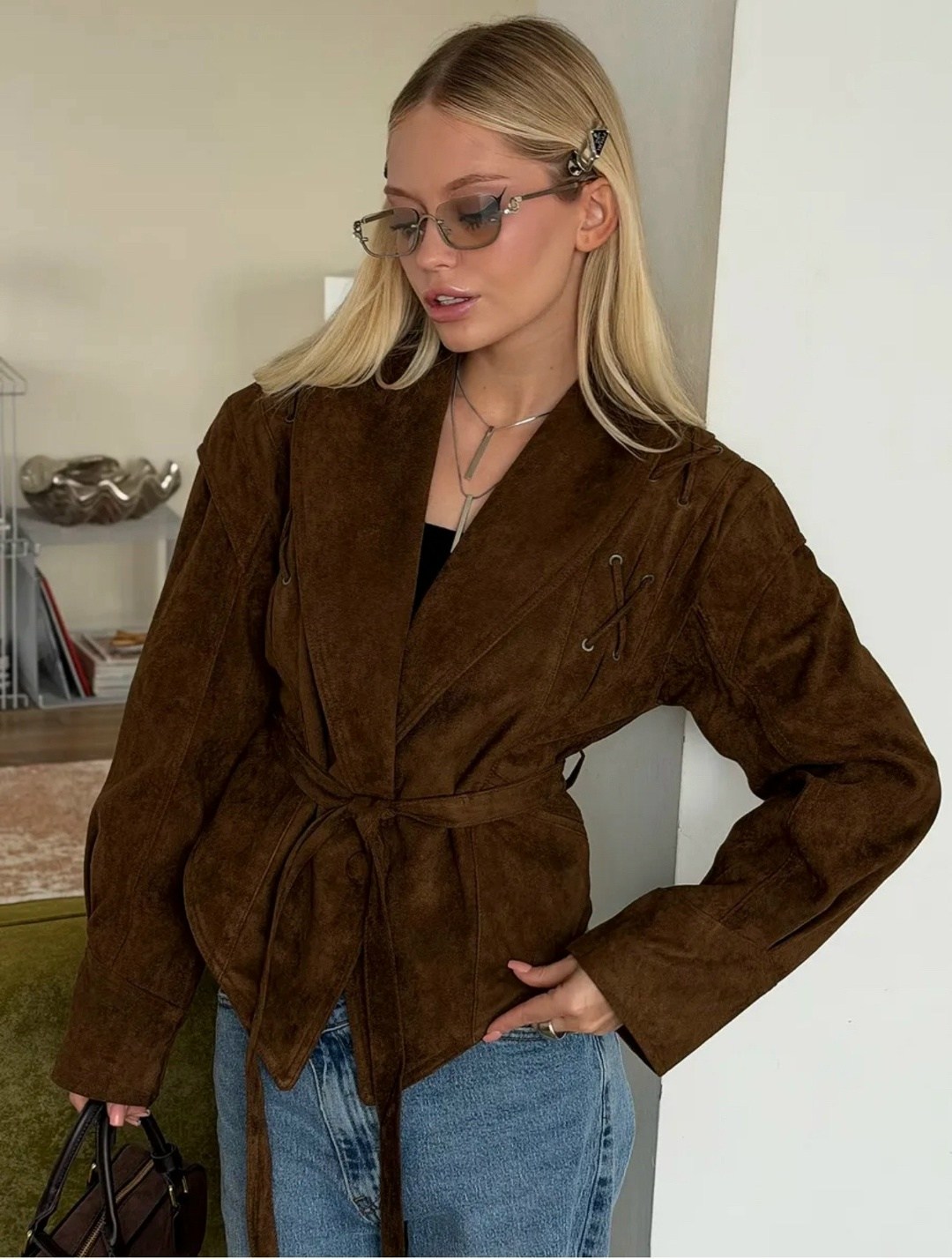 замшевая куртка,куртка замшевая женская,модная куртка из замшевой кожи,женский замшевый пиджак kusahiki,edem room модная куртка из замшевой кожи