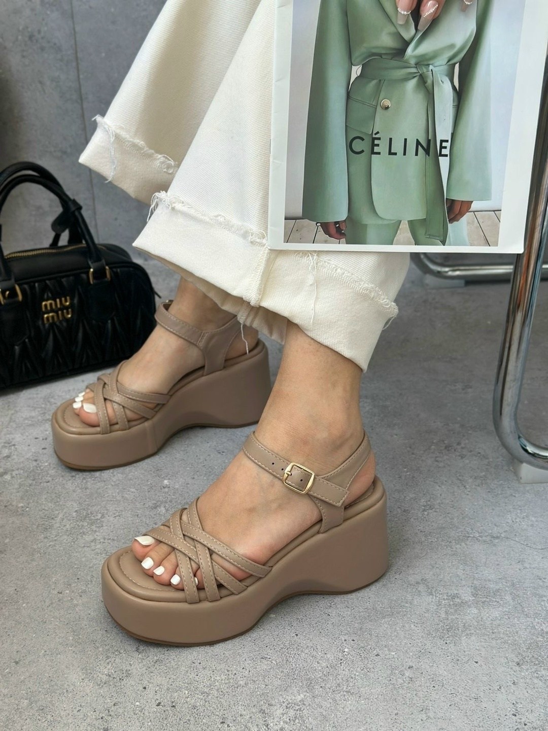 босоножки на платформе,женские босоножки,модные босоножки,босоножки на высокой платформе,модные сандалии