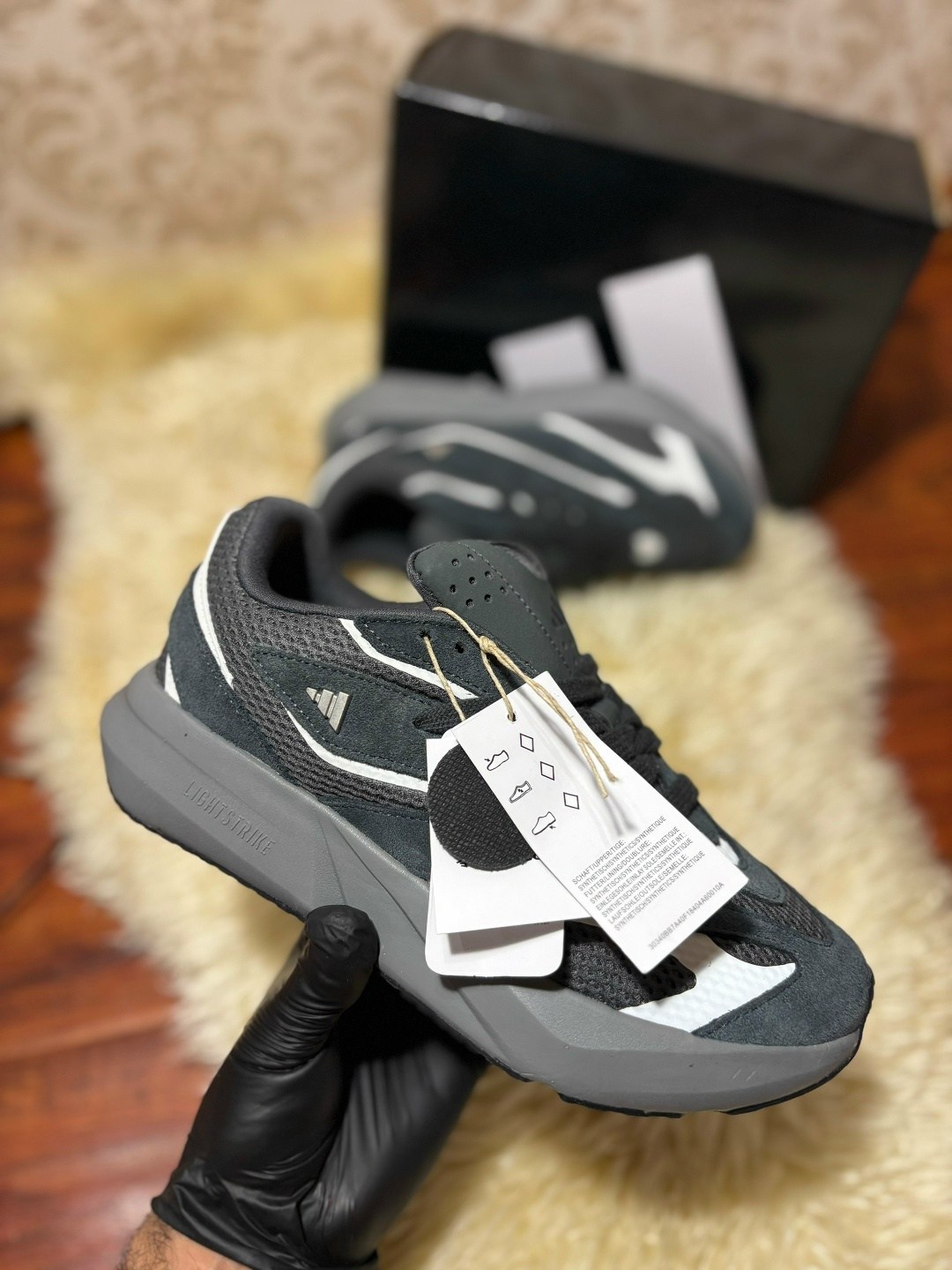 кроссовки adidas yeezy boost 700,adidas yeezy boost 700 v 2,adidas yeezy boost 700,adidas yeezy 700,кроссовки adidas yeezy boost