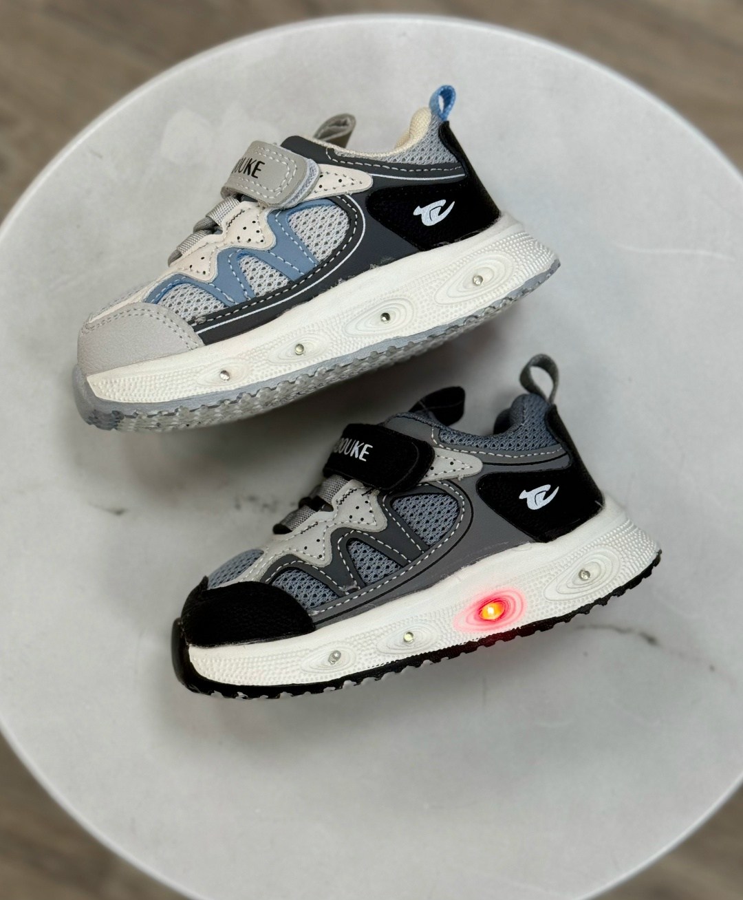 детские кроссовки,детская ,кроссовки мальчику,кроссовки,кроссовки для малыша