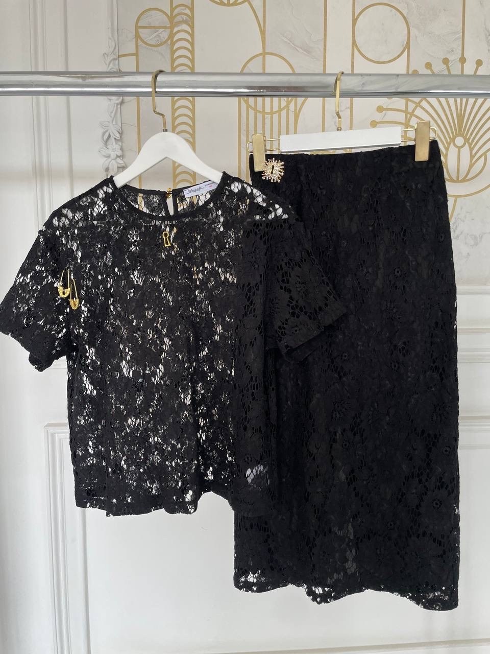 костюм с юбкой,кружевная юбка,платья гипюр,женский костюм с юбкой,нарядное платье