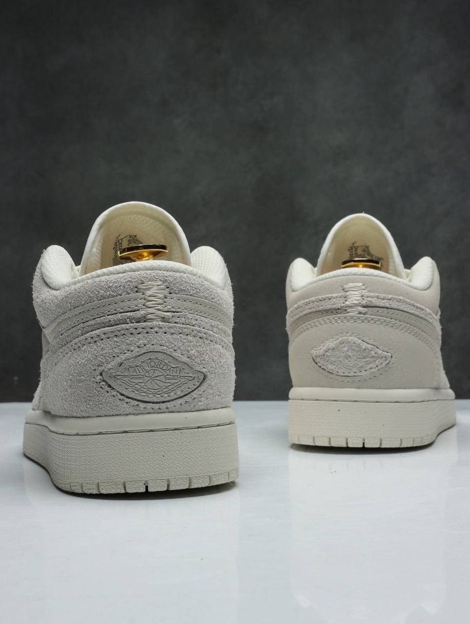 nike air jordan 1 low,nike air jordan 1 low se,кроссовки nike air jordan 1 low,air jordan 1 low triple white,air jordan 1 low se