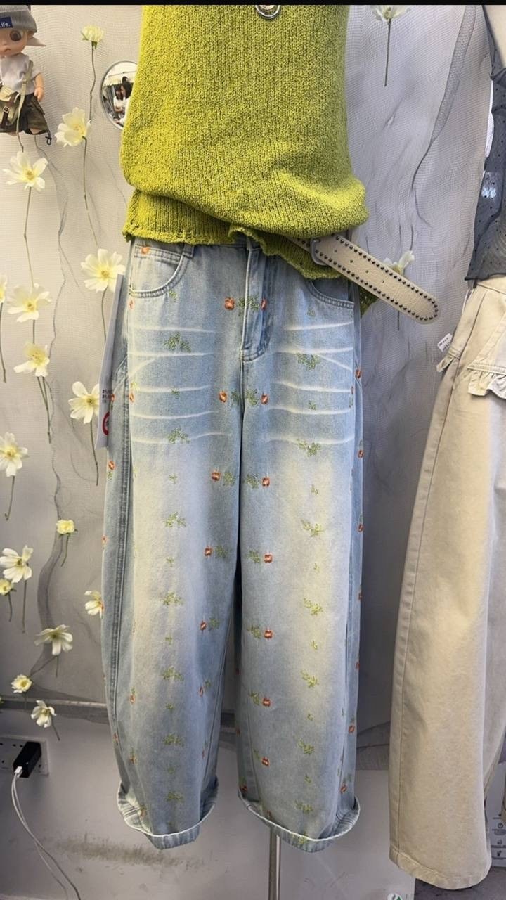джинсы женские,джинсы женские широкие,джинсовые брюки,джинсы с вышивкой,женские джинсовые брюки