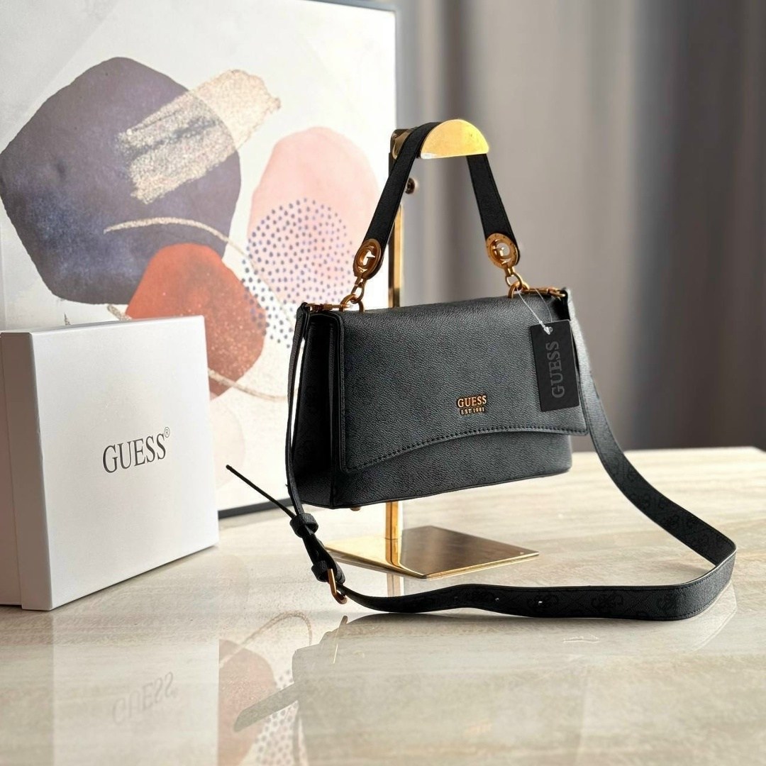 женская сумка guess,guess сумка на плечо,сумка guess,guess сумка конверт на плечо,сумка через плечо guess