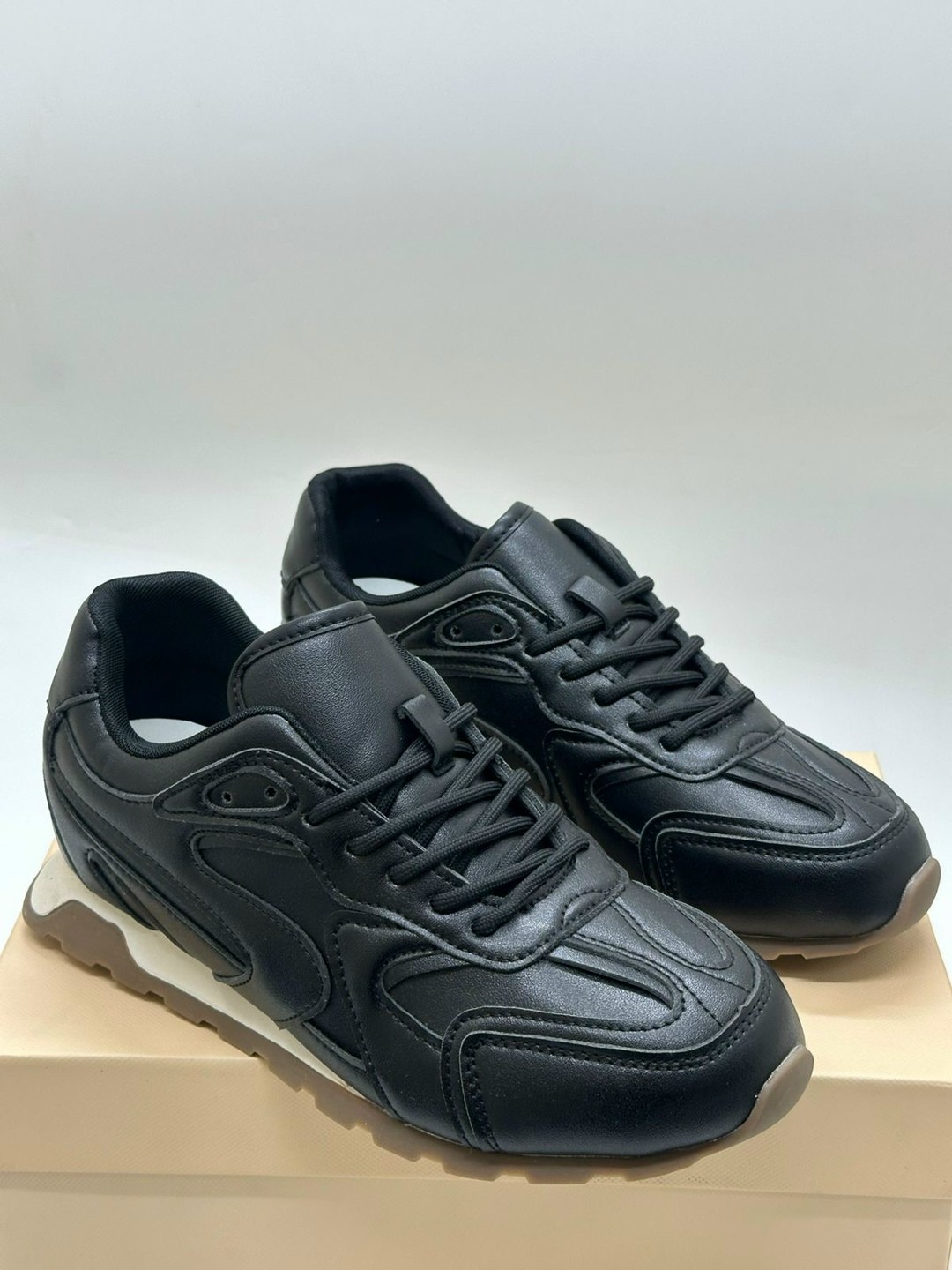 ,кроссовки замшевые женские,замшевые кроссовки,женские кроссовки из замши,замшевые кроссовки мужские