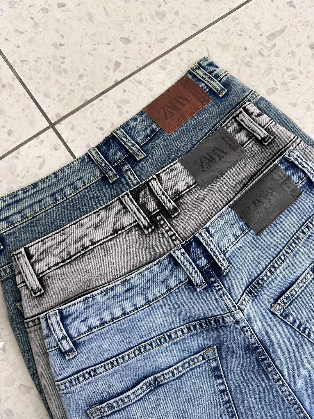 мужские джинсы бананы,джинсы бананы мужские серые,мужские джинсы,серые мужские джинсы,серые джинсы бананы