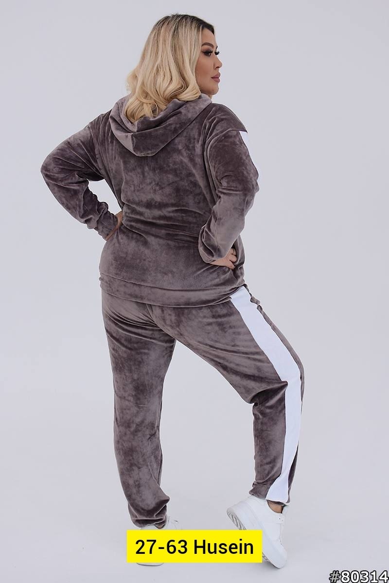 cпортивный костюм велюровый,велюровый костюм женский спортивный,женский спортивный костюм больших размеров,велюровый женский спортивный костюм большого размера,велюровый спорт костюм больших размеров