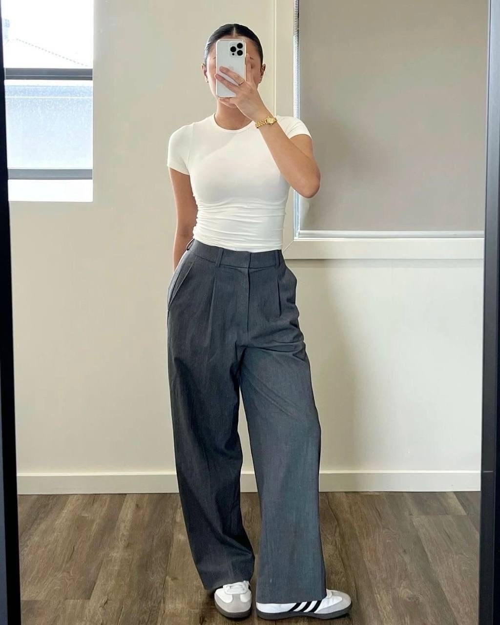 девушка,костюм для фитнеса,leah halton,худая девушка красивая,обтягивающие шорты