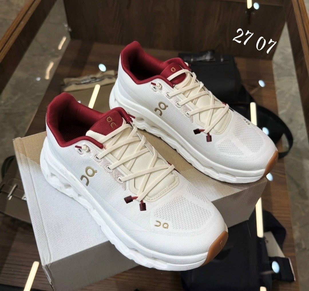 спортивная ,кроссовки мужские женские,кроссовки on,кроссовки женскиe,беговая