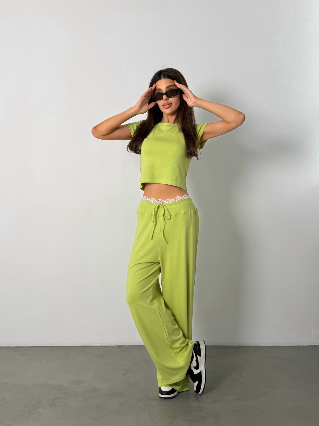 костюм с брюками,трикотажные костюмы,костюм женский,костюм с брюками палаццо,брючный костюм с топом