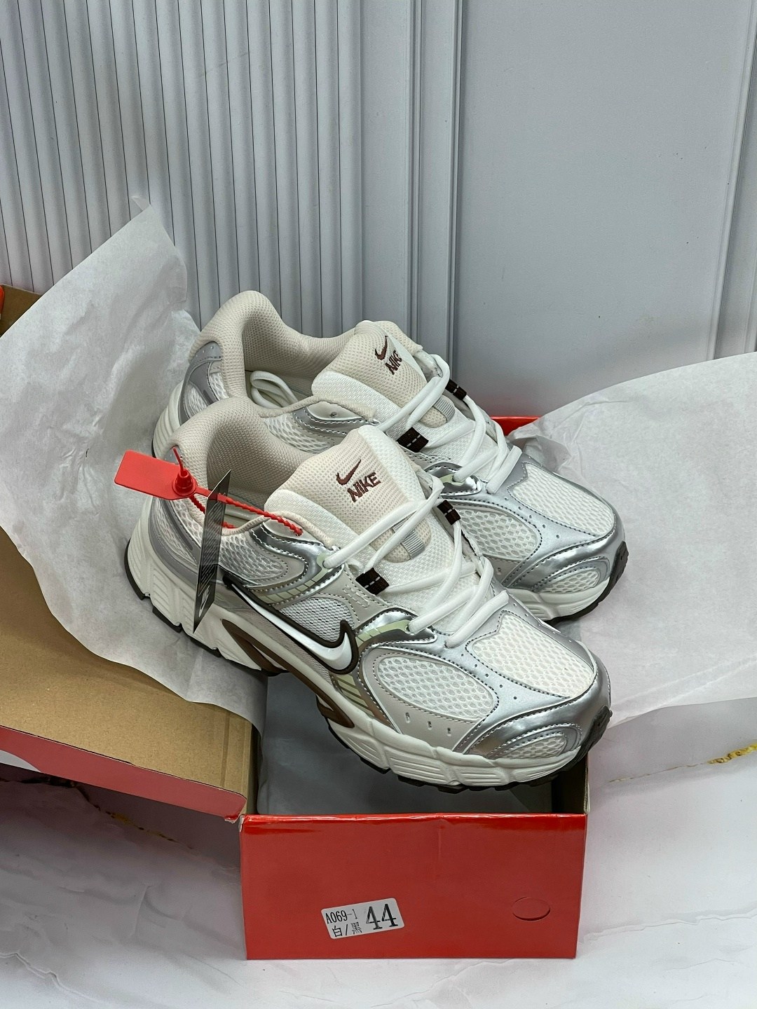 nike кроссовки,кроссовки nike v5 rnr,кроссовки для мужчин,женские кроссовки nike,