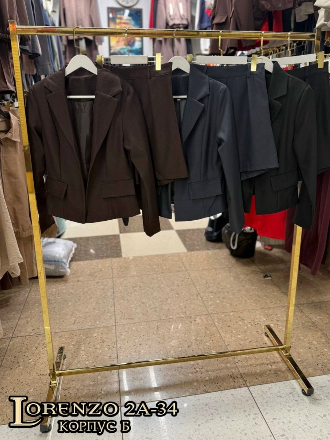 женский костюм с шортами,костюм женский,модные костюмы,костюм двойка женская,костюм пиджак и шорты