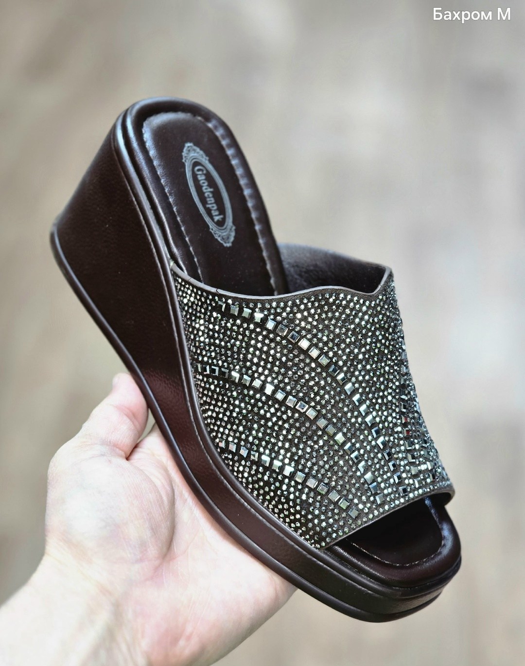 ,шлепанцы женские,женская ,шлепки женские,обуви