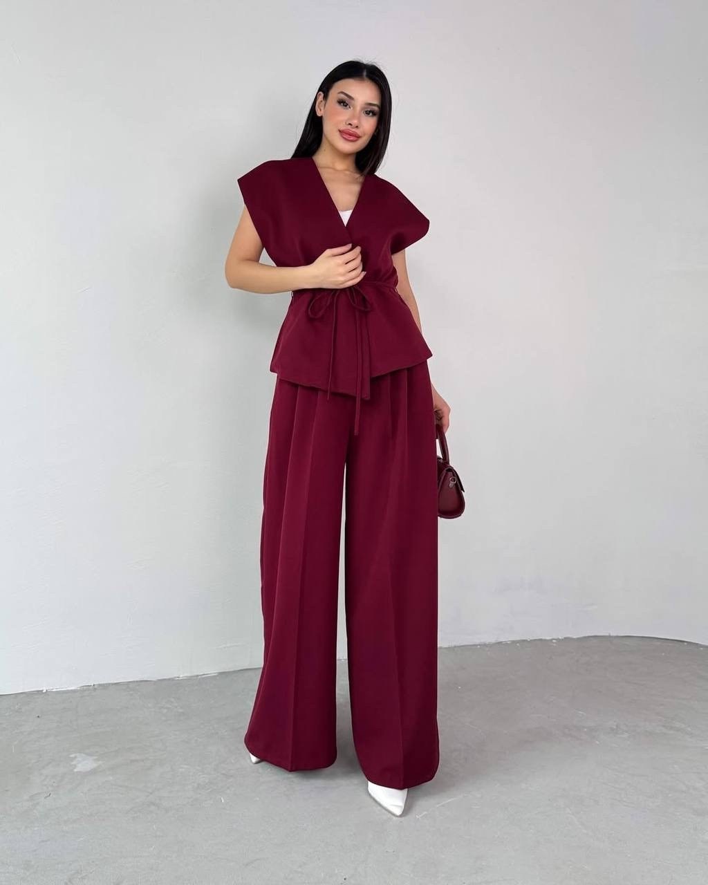 летние костюмы женские,костюм двойка с поясом,костюм с брюками,костюм с поясом,костюм стильный