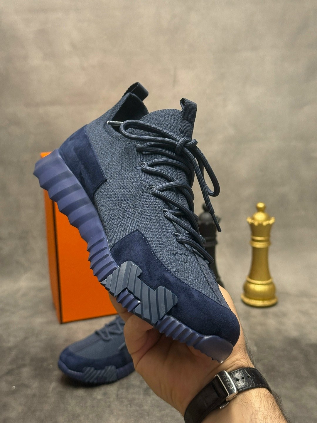 кроссовки hermes,,adidas yeezy boost 350 mono cinder,adidas yeezy boost 350 v 2,кроссовки adidas yeezy boost 350