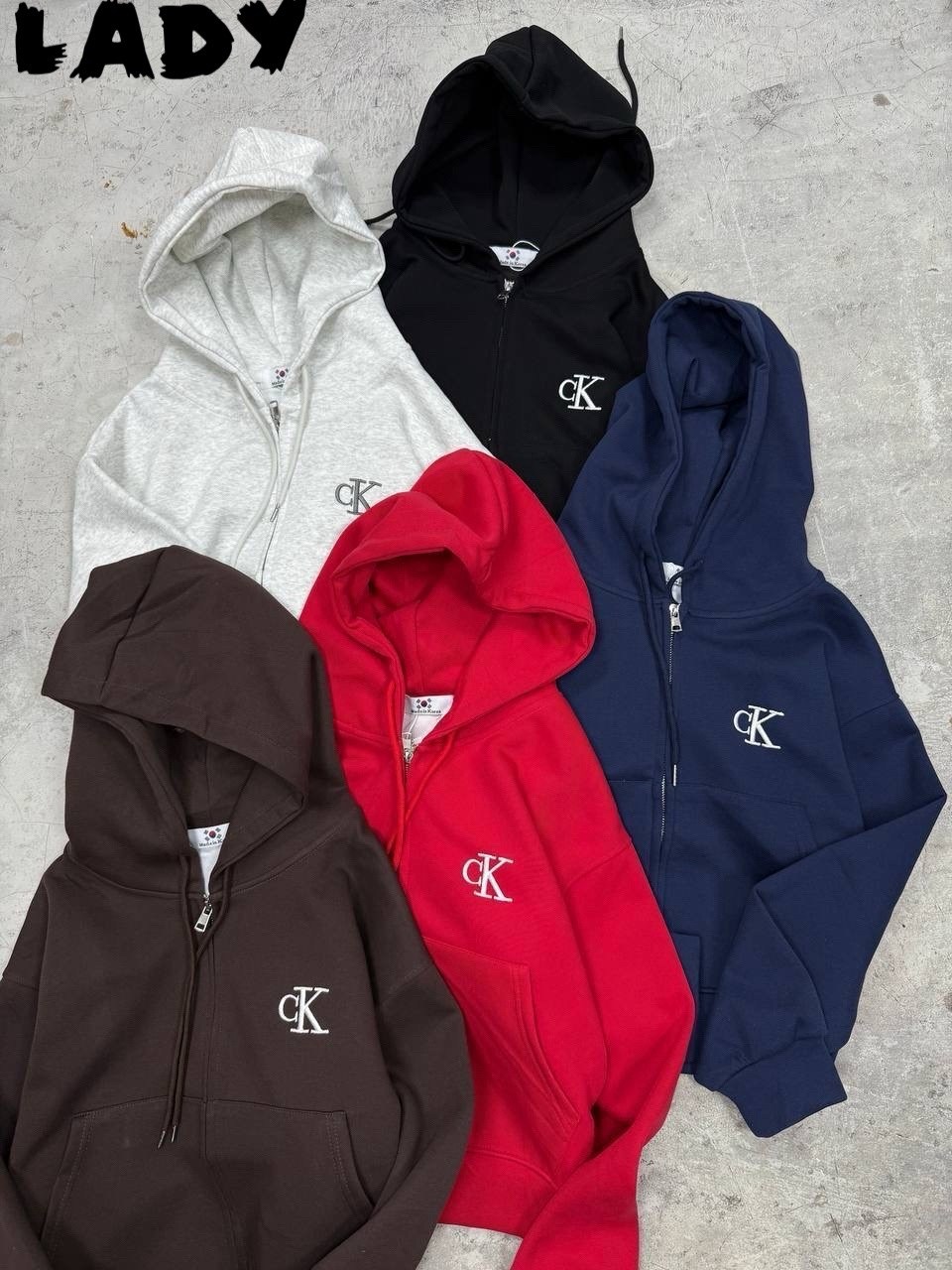 серый спортивный костюм кельвин кляйн,спортивный женский костюм серый,костюм спортивный,спортивный костюм женский,спортивный костюм серый gap