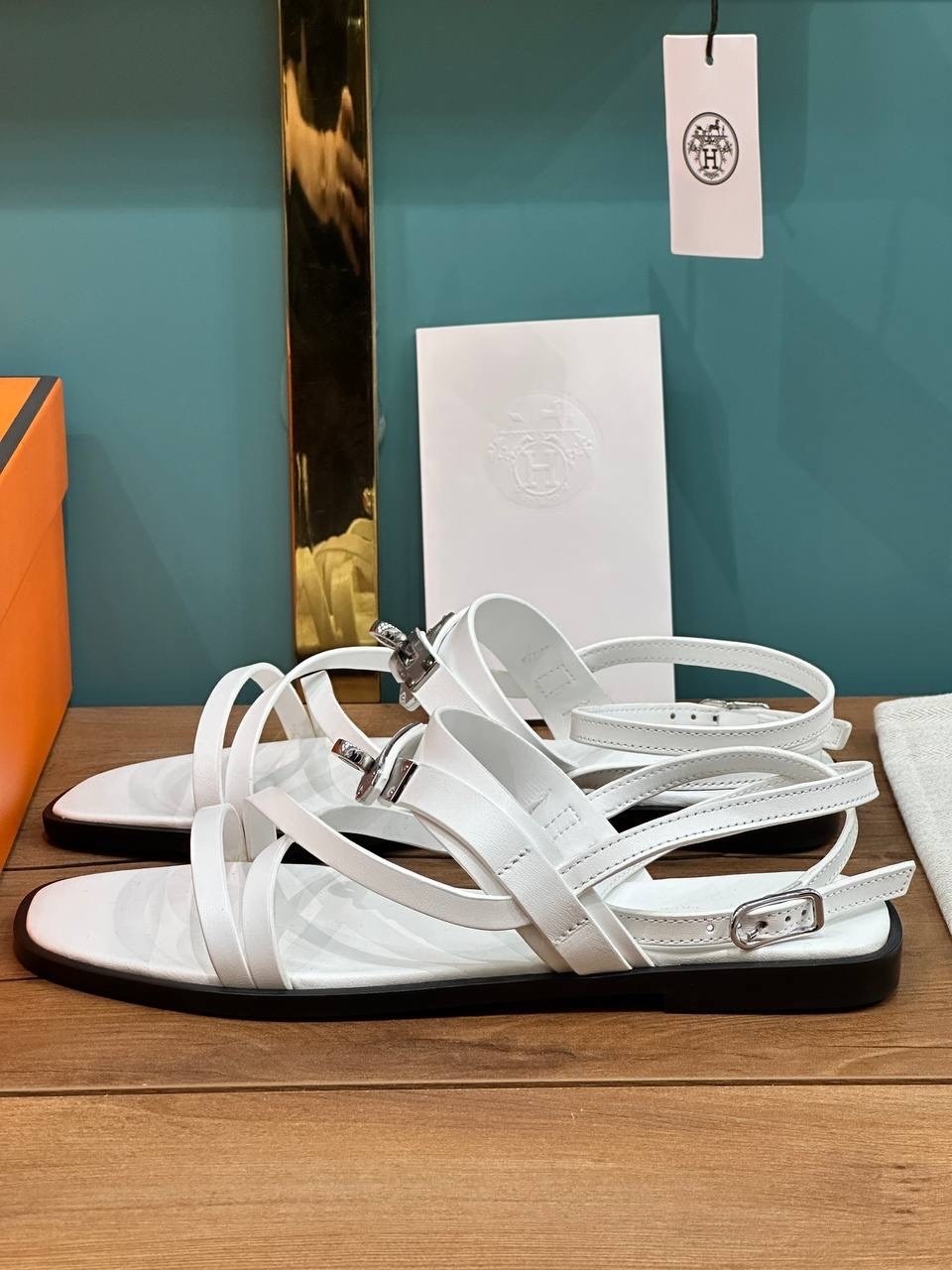 босоножки hermes,сандалии hermes,босоножки hermes женские,босоножки эрмес санторини,босоножки женские