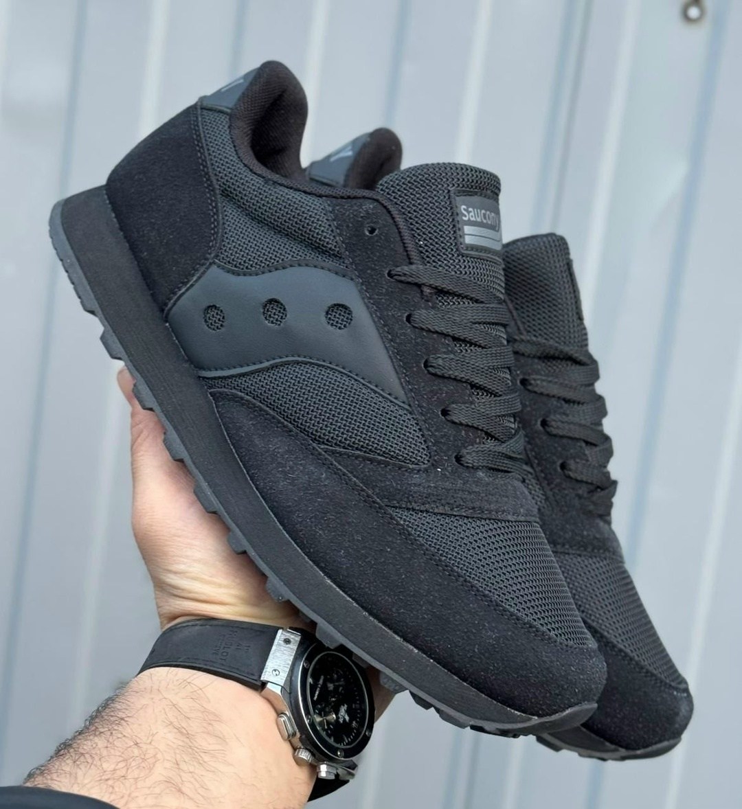 мужские кроссовки armani exchange,кроссовки armani exchange,кроссовки армани эксчендж мужские,кроссовки мужские armani,кроссовки армани мужские