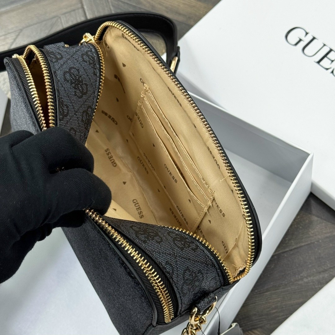 сумка женская guess,сумка guess,женская сумка через плечо guess,сумка на плечо кросс-боди guess,guess сумка на плечо