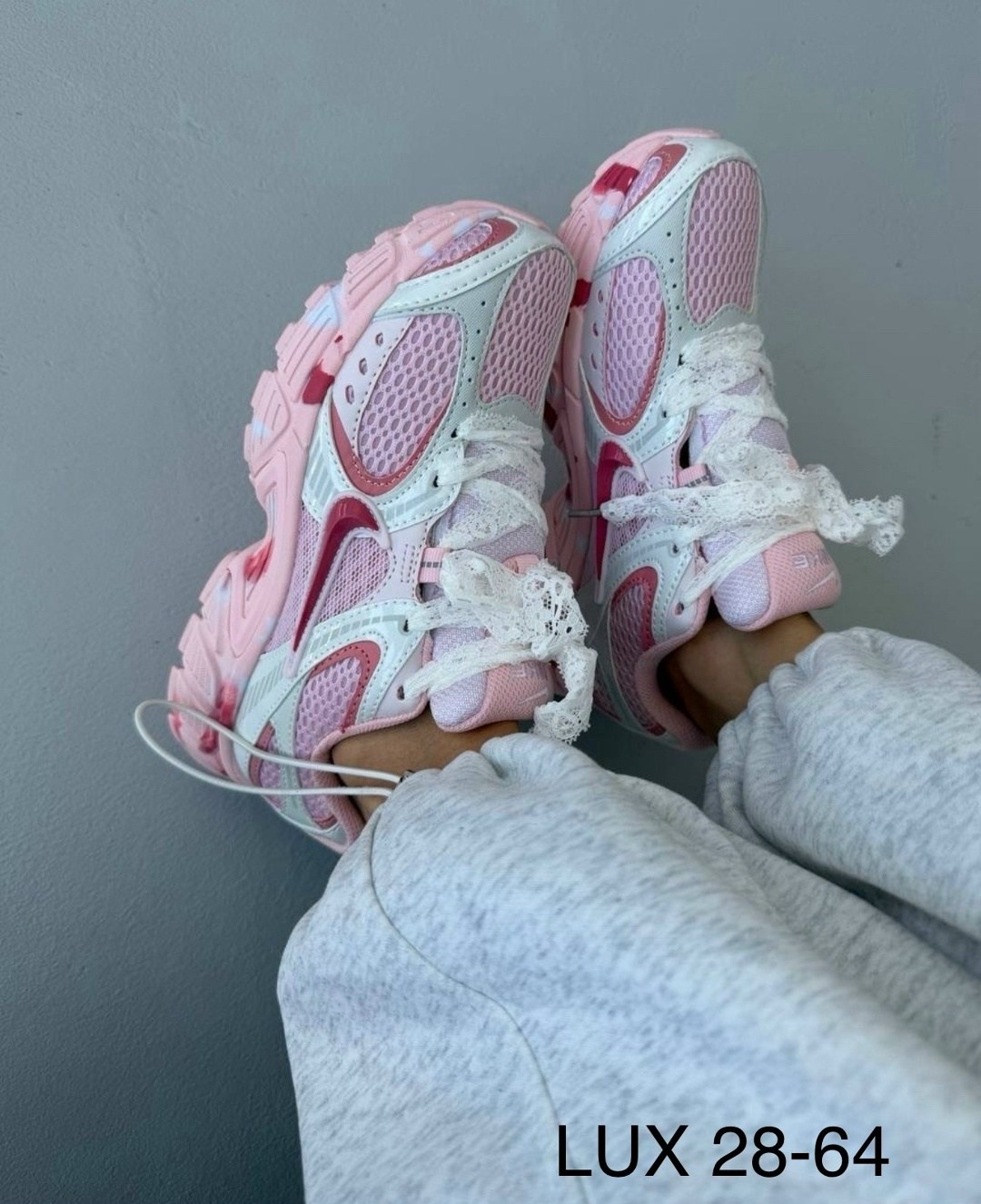 кроссовки женскиe,кроссовки женские nike,кроссовки nike,кроссовки спортивные air max tn plus nike,розовые кроссовки