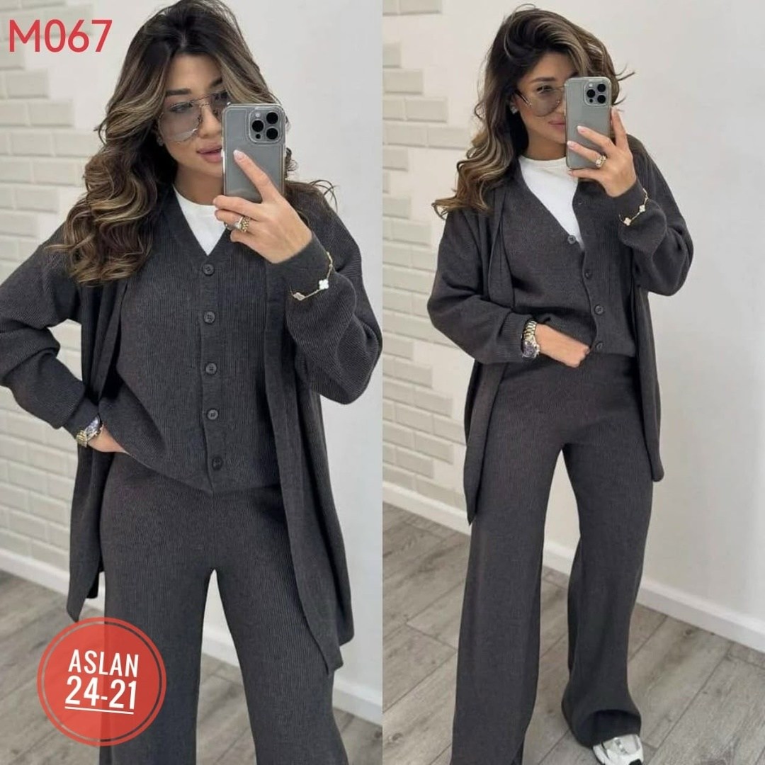 костюм тройка женский,трикотажный брючный костюм тройка,брючный костюм,трикотажный костюм тройка,костюм трикотажный