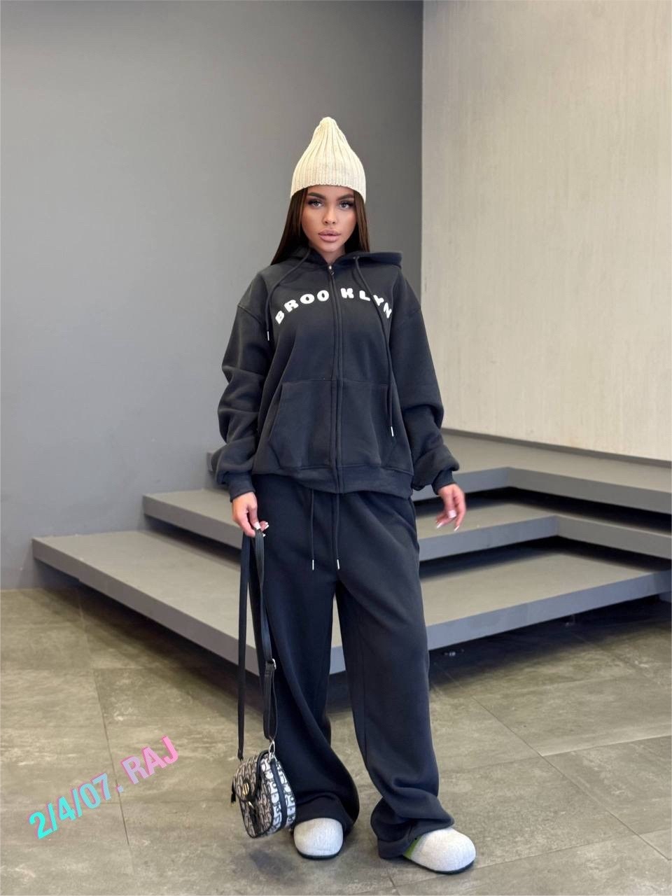 спортивный костюм женский,спортивные костюмы женские на флисе,костюм спортивный варёнка,костюм двойка,костюм трикотажный