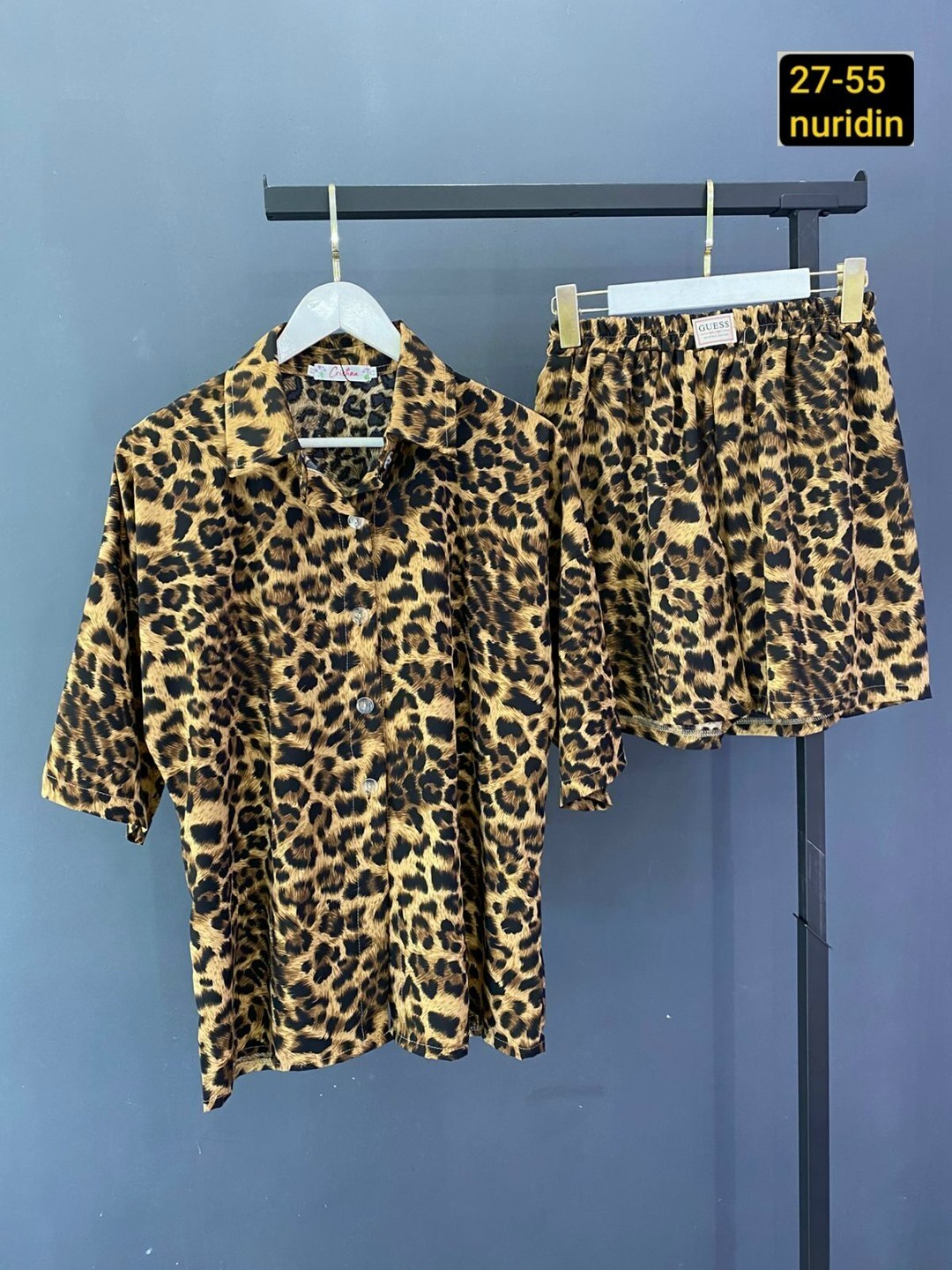 леопардовый костюм,костюм летний леопардовый шорты и рубашка,леопардовый костюм с шортами,женский костюм с леопардовым принтом,женский костюм леопардовый