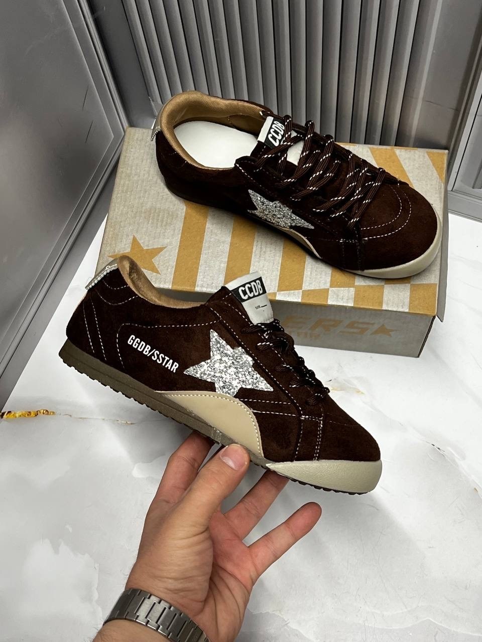 golden goose кроссовки super-star коричневый,коричневые кроссовки ball star golden goose anthracite silver,кеды golden goose,кроссовки super star golden goose deluxe кожа коричневый,мужские замшевые н