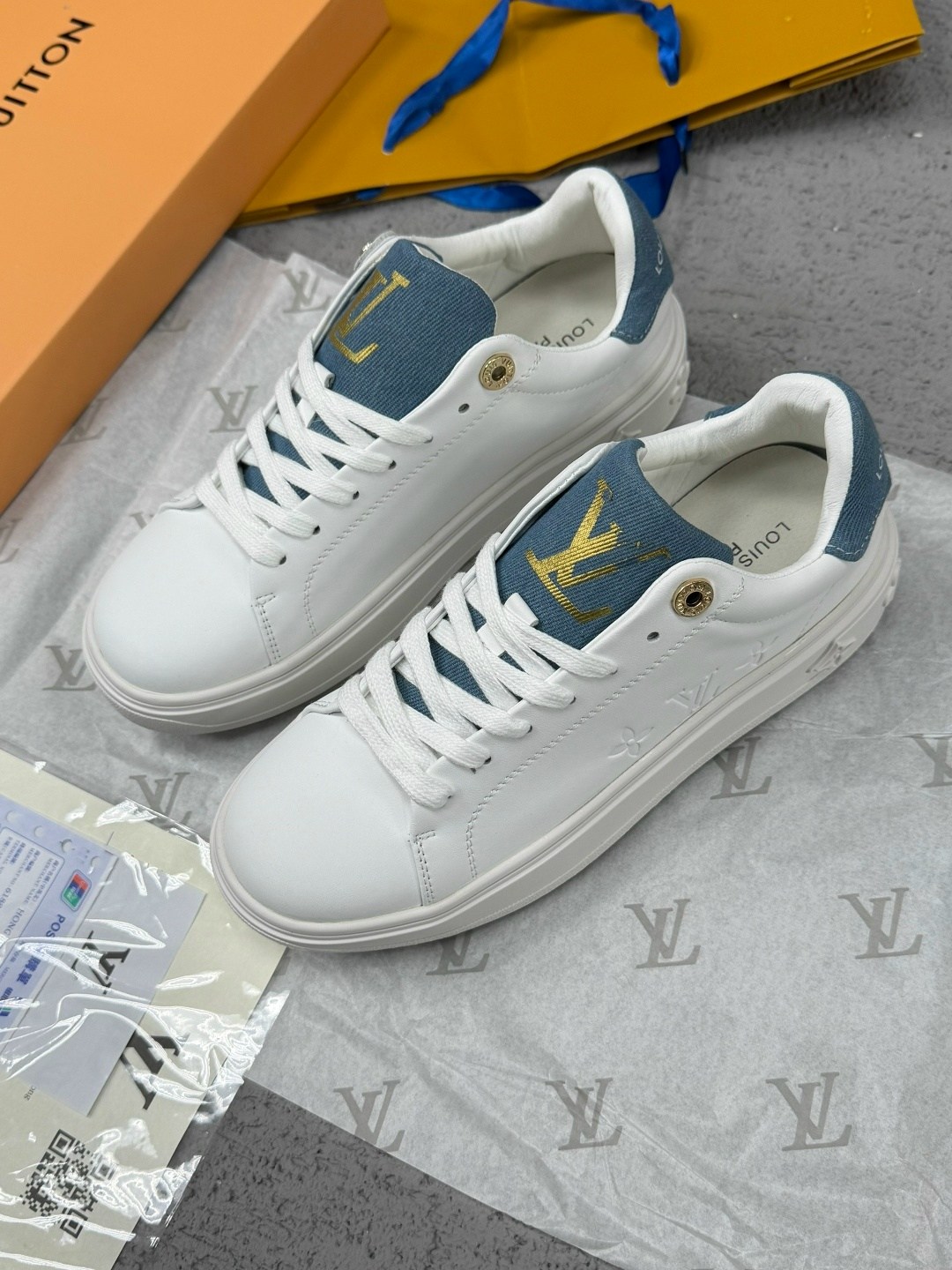 ,кеды louis vuitton,кеды луи витон женские,белые кеды луи виттон,луи виттон кеды женские белые