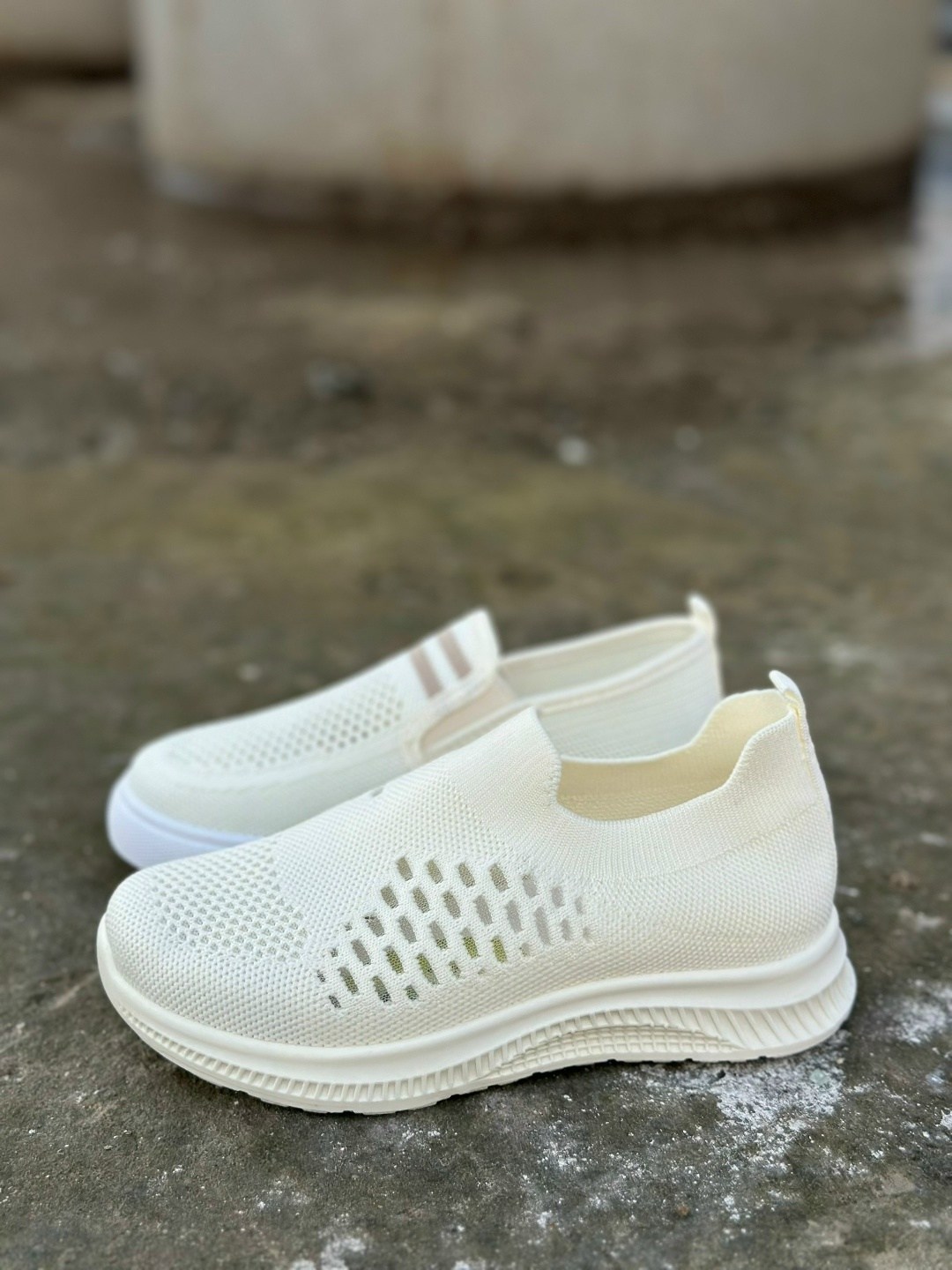 ,летние слипоны в сетку женские,женские слипоны,слипоны летние,слипоны женские белые летние тканевые