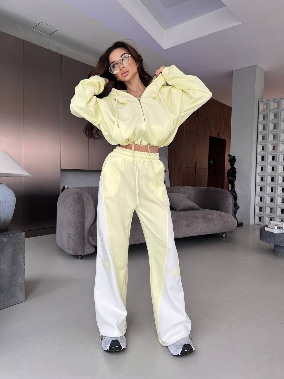стильные костюмы,спортивные женские костюмы,спортивный костюм,женский костюм,костюм белый