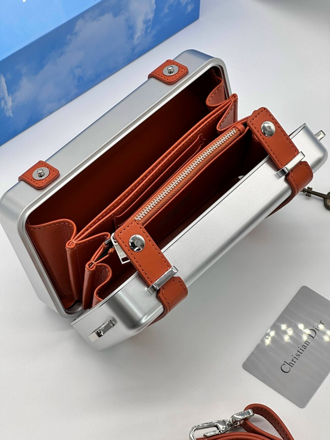 сумка dior rimowa,сумка dior,сумка женская christian dior,dior клатч,сумка женская dior