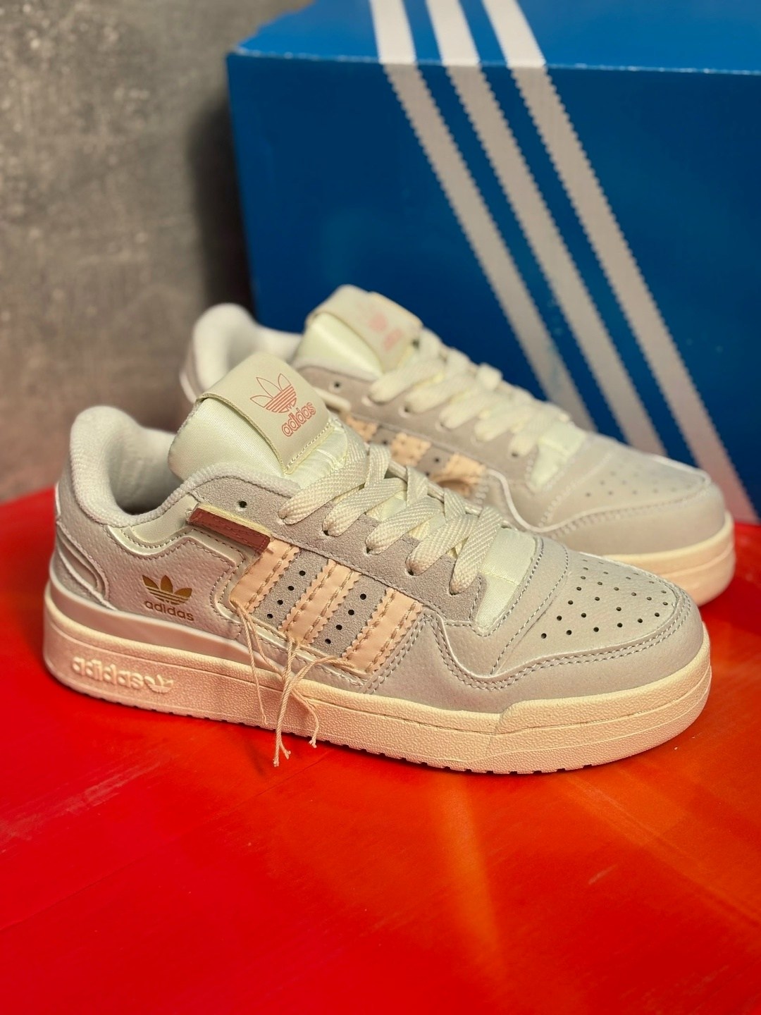 кроссовки adidas forum 84 low off white samand luxe,кроссовки adidas,кроссовки adidas forum 84 low off white,кроссовки adidas женские,кроссовки адидас