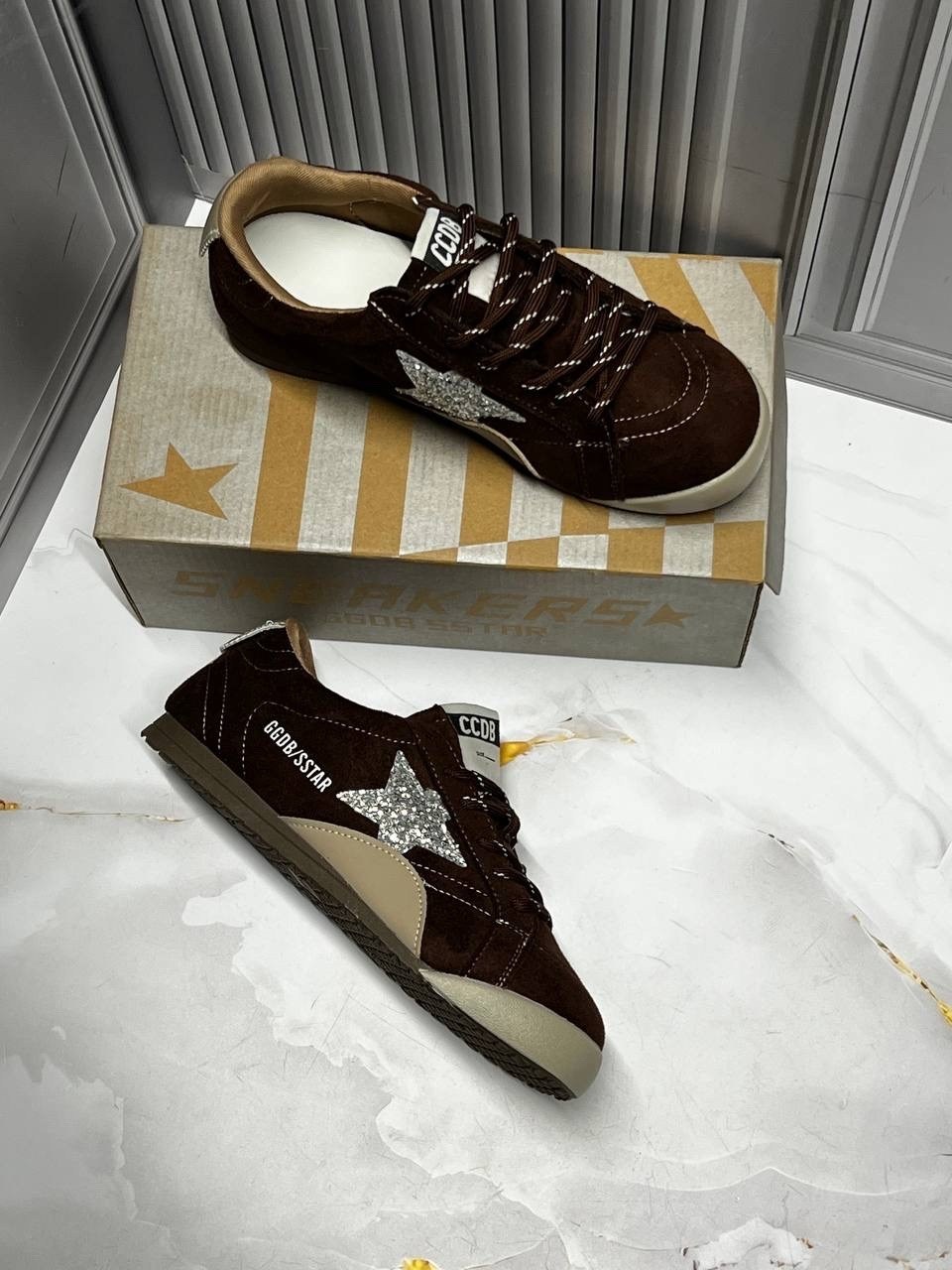 golden goose кроссовки super-star коричневый,коричневые кроссовки ball star golden goose anthracite silver,кеды golden goose,кроссовки super star golden goose deluxe кожа коричневый,мужские замшевые н