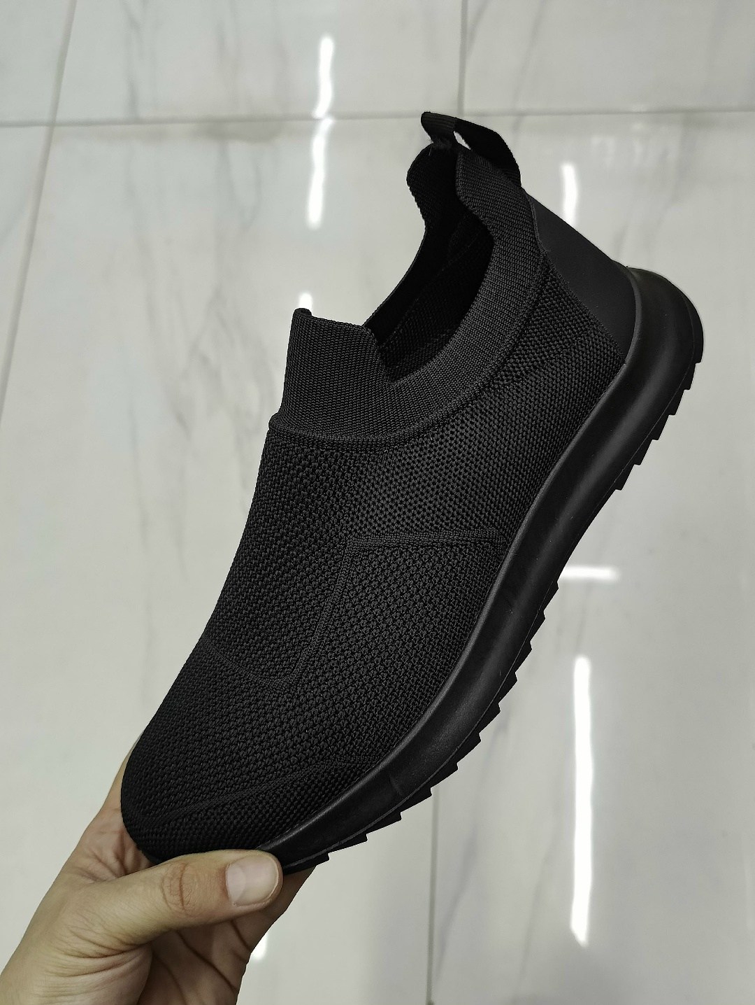 ,кроссовки женскиe,женские кроссовки удобные,спортивные текстильные кроссовки,кроссовки модные