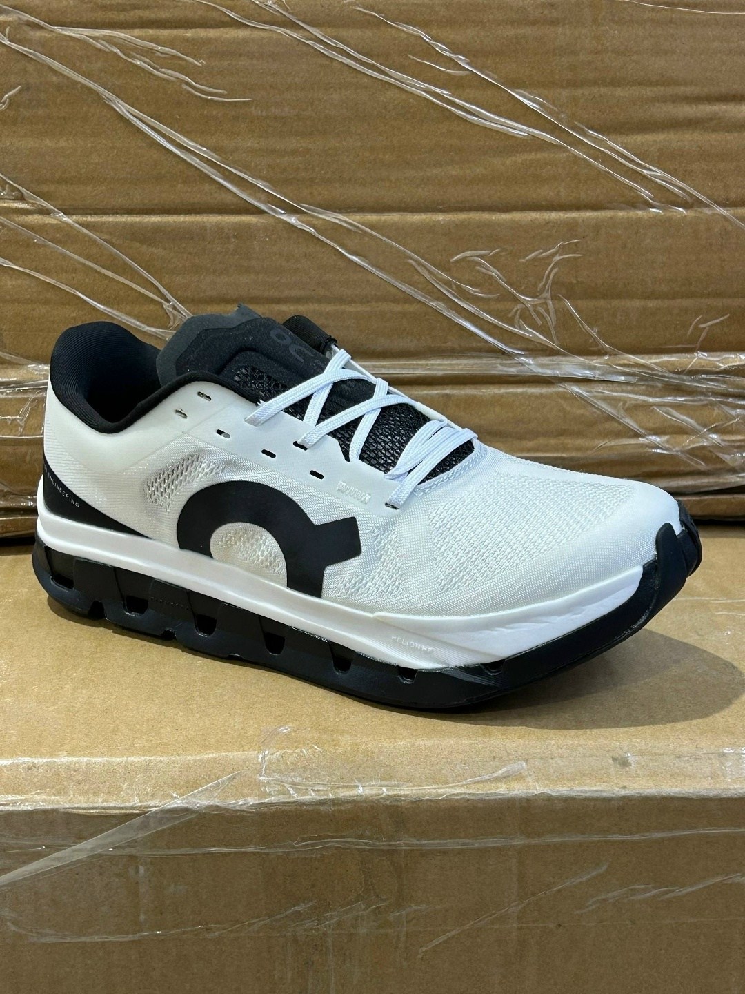 кроссовки,мужские кроссовки cloudsurfer next on цвет black eclipse,черные кроссовки,мужские кроссовки,кроссовки on cloudnova