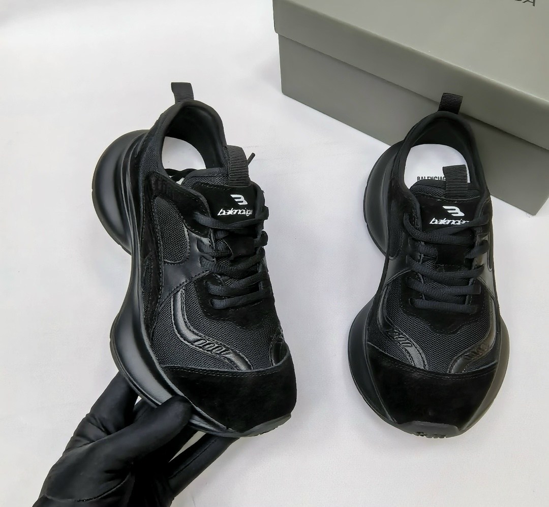 ,кроссовки женскиe,черные кроссовки,брендовые кроссовки,кроссы женские