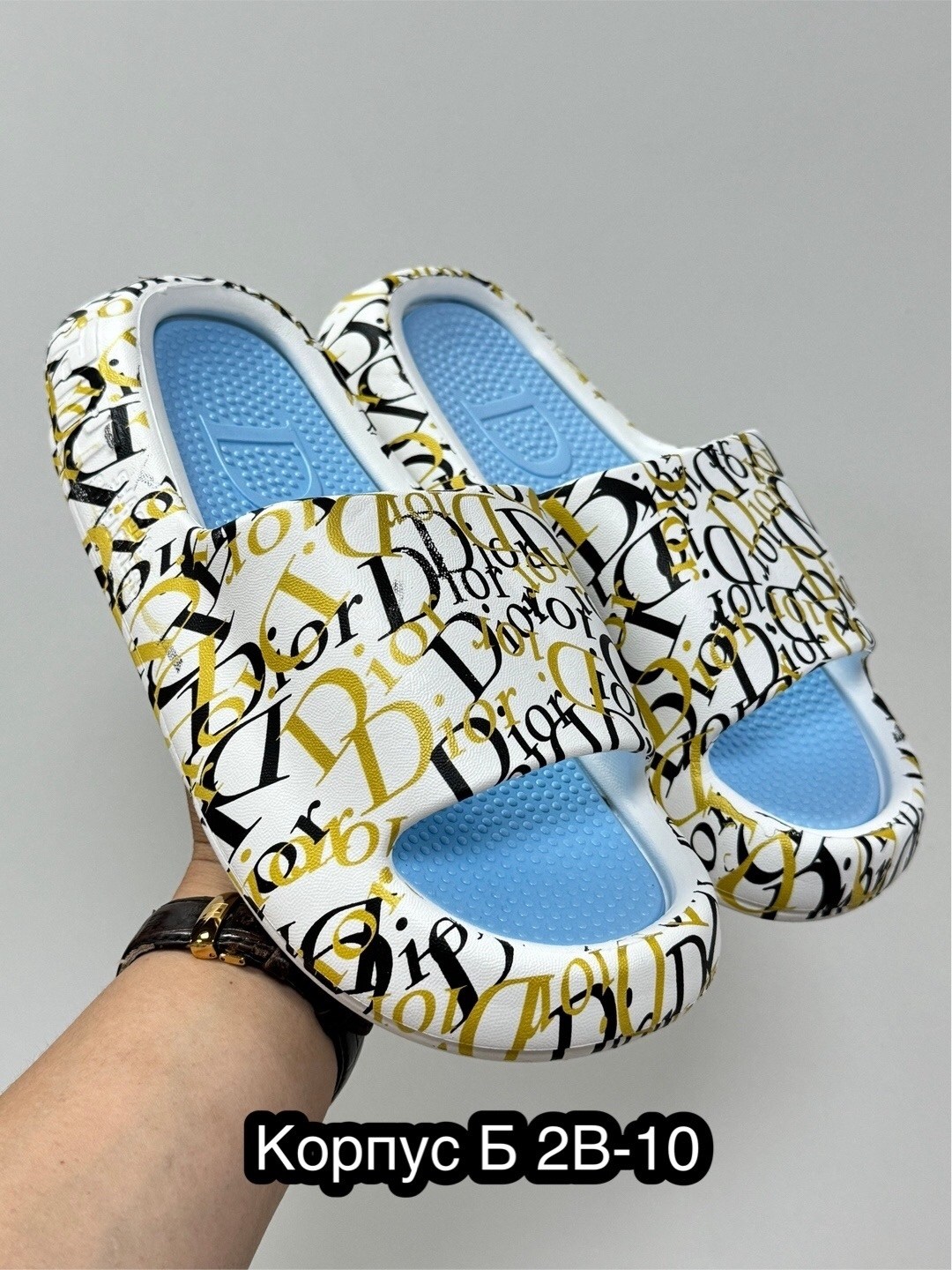 женские шлепанцы,,тапочки женские для дома,шлепки женские,модные тапочки