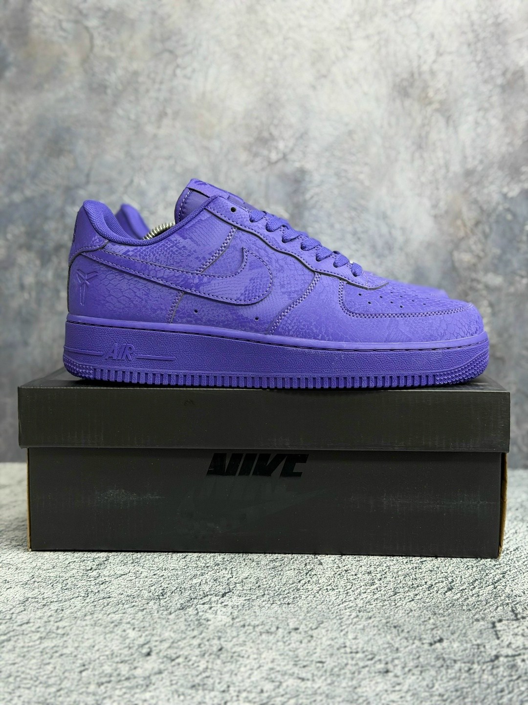 kobe bryant x nike air force 1 low "court purple",фиолетовые найки форсы,фиолетовые форсы,nike air force 1 low,кроссовки