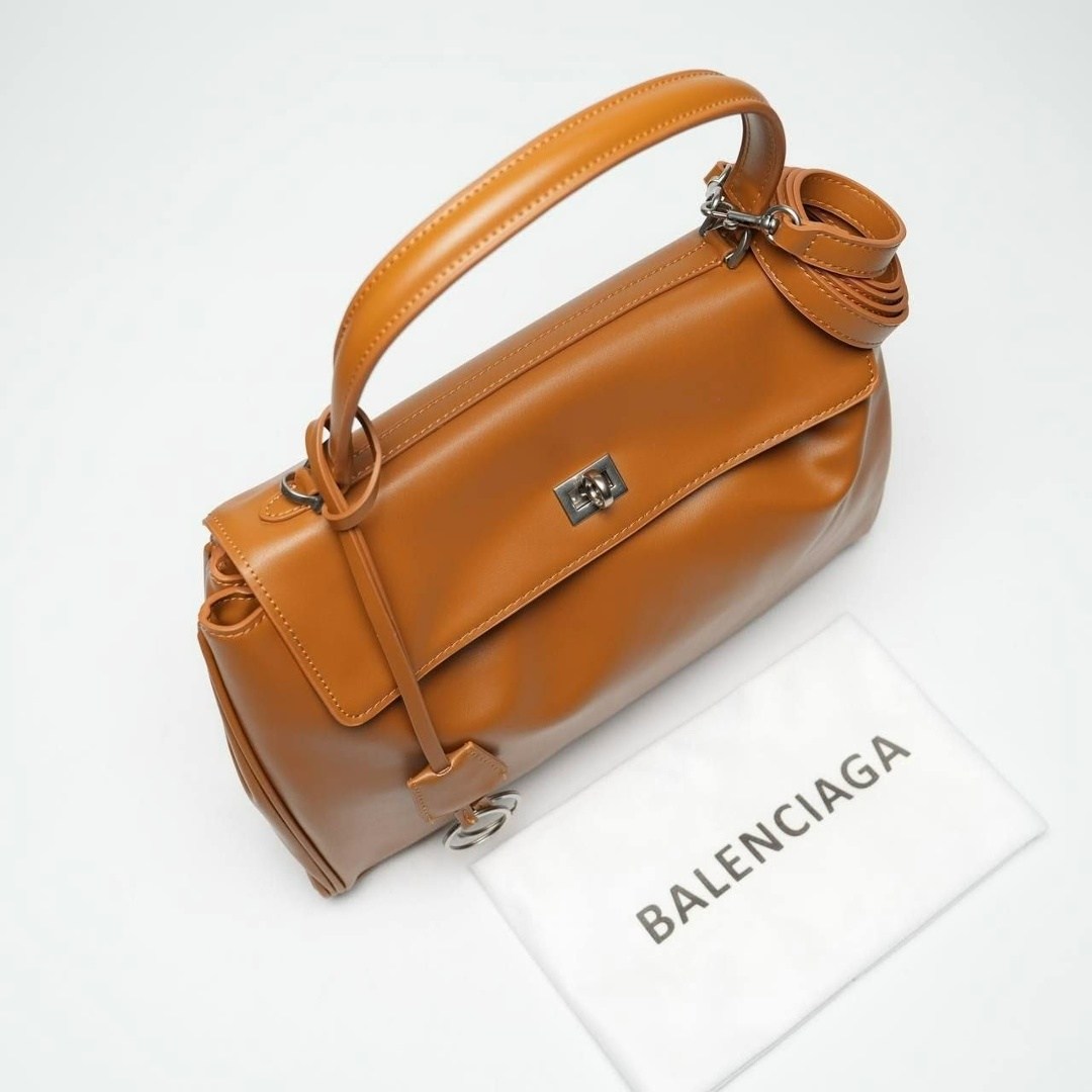 сумки,сумка,женские сумки,бежевая сумка,брендовая женская сумка