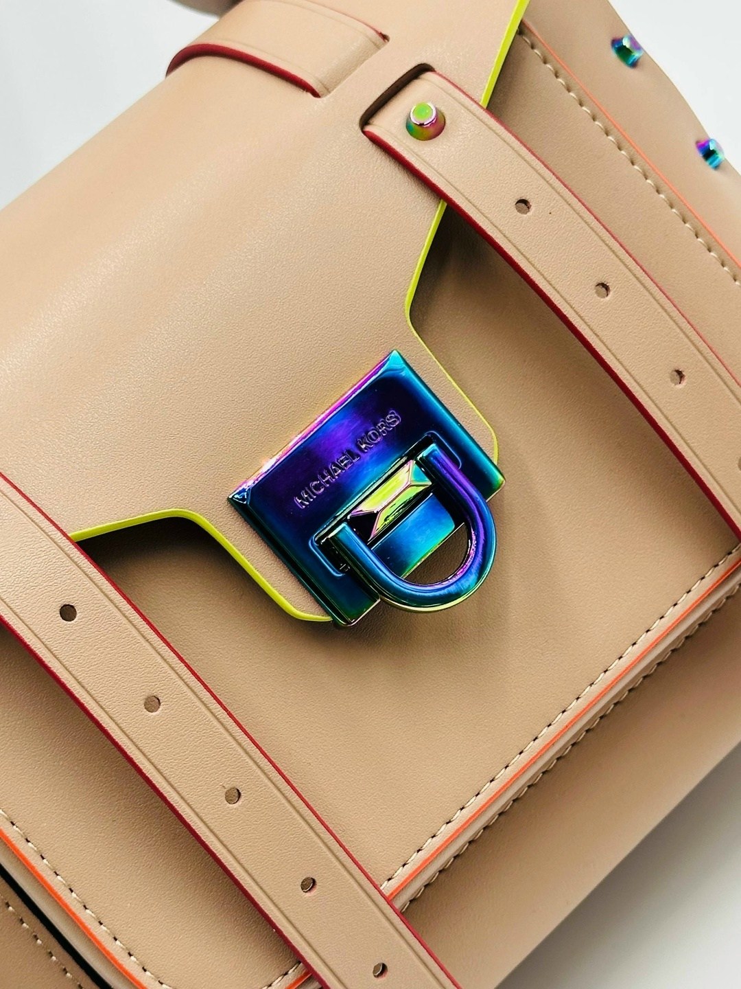 женская кожаная сумка michael kors,сумка,сумка michael kors,женская сумка michael kors manhattan,сумки женская