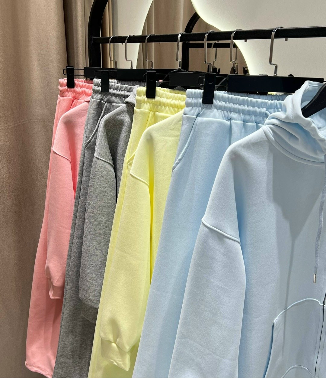 cпортивный костюм женский на флисе,костюм спортивный,костюм женский на флисе,розовые костюмы,костюм женский