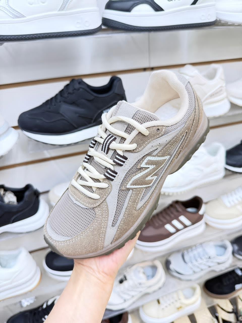 женские кроссовки,,кроссовки женские белые,кроссовки для женщин,кроссовки повседневные