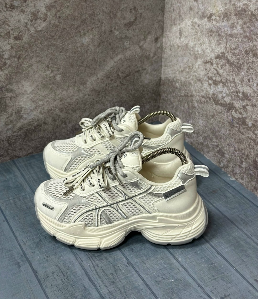 кроссовки женские,массивные кроссовки,массивные кроссовки женские,массивные кроссовки для женщин,кроссовки бежевые