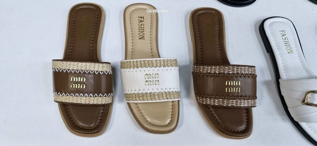 женские шлепанцы,,модные шлепанцы,шлепанцы с пряжкой,шлепанцы женские летние