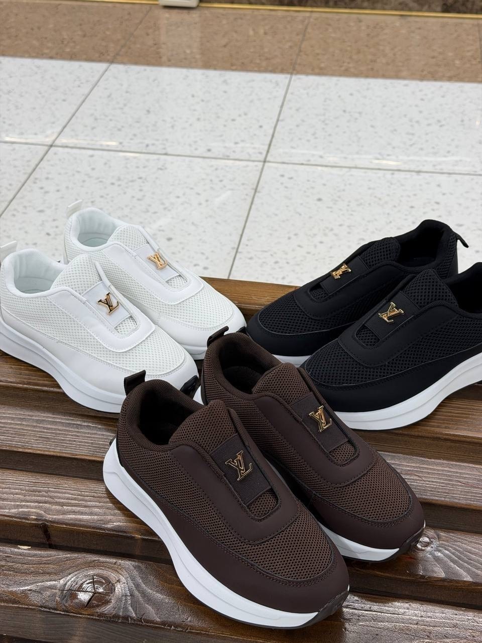 ,женские кроссовки,кроссовка мужской,мужские кроссовки,коричневые кроссовки