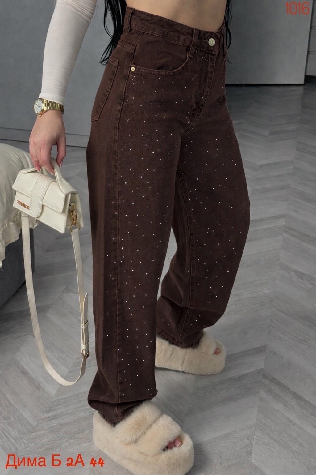 джинсы со стразами,женские джинсы со стразами,джинсы demarke,широкие джинсы,джинсы с блестками