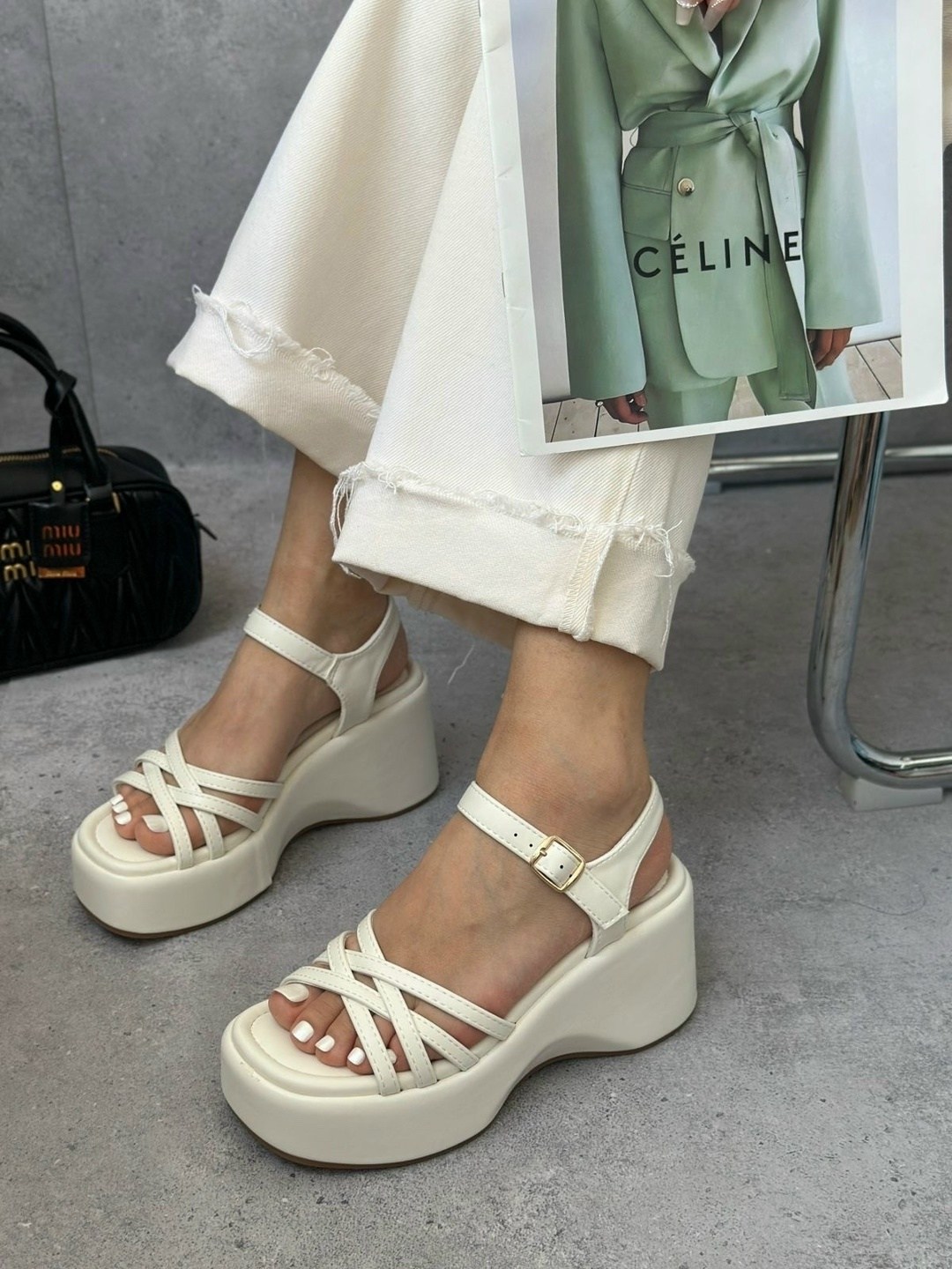 босоножки на платформе,женские босоножки,модные босоножки,босоножки на высокой платформе,модные сандалии